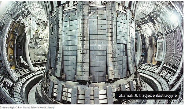 Photo of the JET tokamak