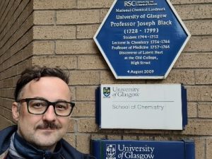 Dr Robert Szczęsny odbył staż naukowy na University of Glasgow